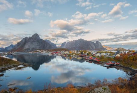 Island Visits - Reine Norway